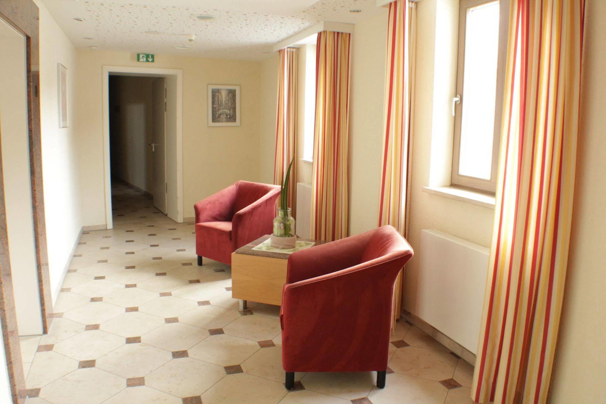 Living & Serviced Apartments By Blauer Wolf Gunzenhausen Luaran gambar